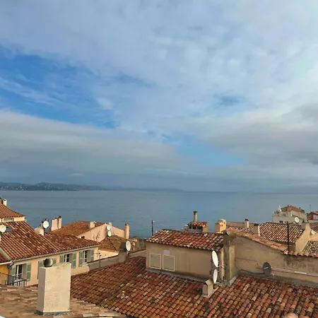 Sur Le Toit De * سان تروبيه