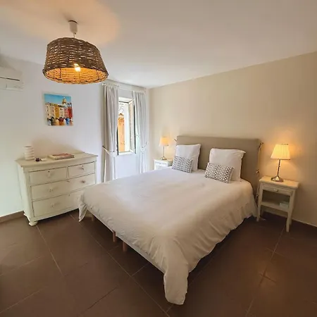 Sur Le Toit De דירה